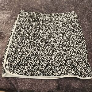 Jones New York Black and white skort Size S